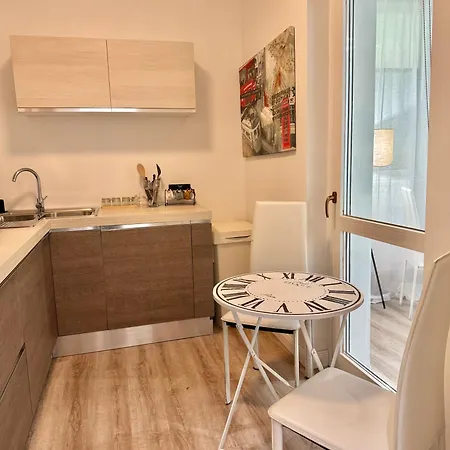 Apartment La Maison Chic Airport Fiumicino